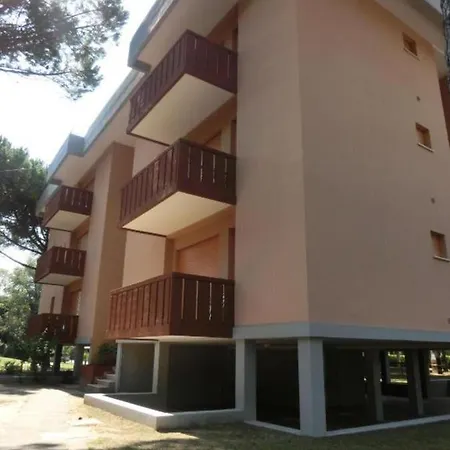 Sunny Flat With Terrace - Beahost Апартаменти *