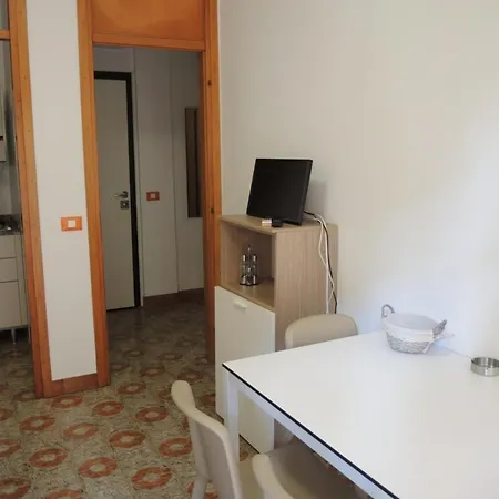 Sunny Flat With Terrace - Beahost Apartment *